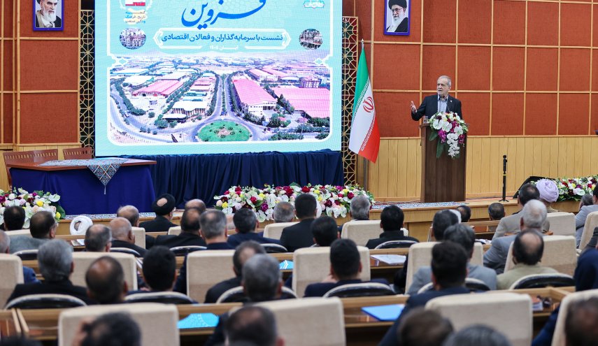 پزشکیان: برای فراهم کردن بستر رونق تولید محدودیتی نداریم/ می توانیم بدون نفت زندگی کنیم