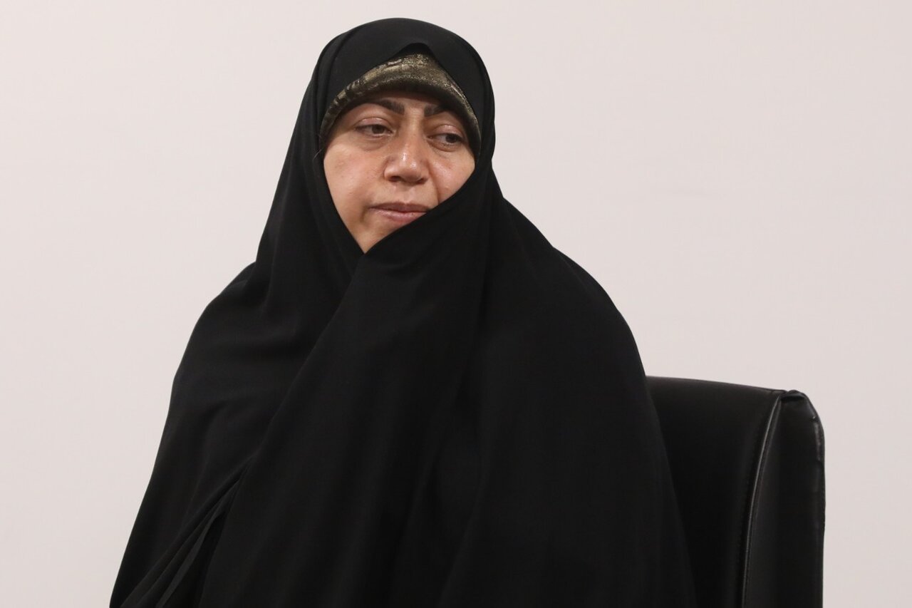 رونق بازار دلالان دارو و تهدید سلامت مردم زیر سایه ضعف عملکرد دولت در تامین ارز