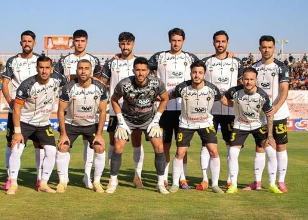 سپاهان در خانه مس کرمان جواز صعود گرفت