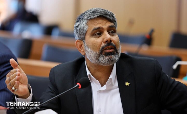 ايجاد زيرساخت‌هاي لازم براي آبياري فضاي سبز در 4 سال اخير/ برخي محلات در منطقه 4 بعد از 20 سال آسفالت شدند