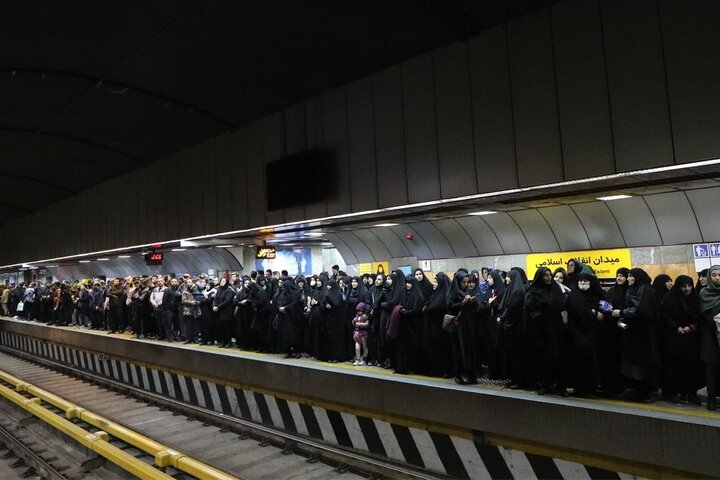 آمادگي کامل مترو تهران براي خدمات‌رساني در مراسم تشييع 100 شهيد گمنام