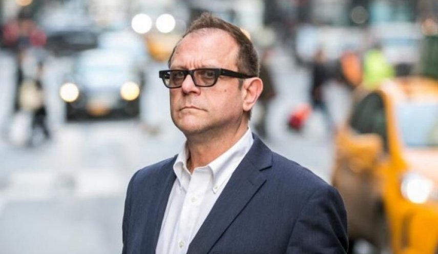 نویسنده آمریکایی: صهیونیسم باید از آمریکا ریشه کن شود