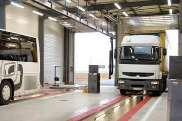 پذيرش يک‌ ميليون و 491 هزار مراجعه ناوگان حمل‌ونقل عمومي در مراکز معاينه فني کشور