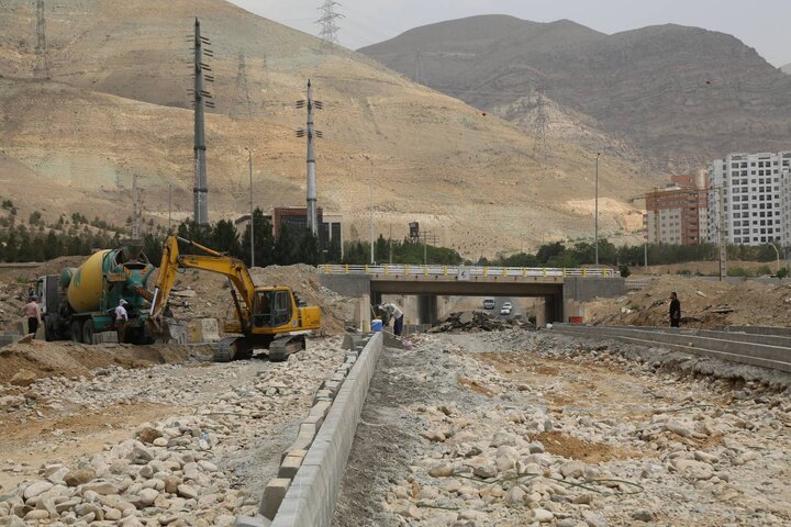 مراحل پاياني بهره‌برداري از زيرگذر ورودي جاده ورديج به بزرگراه شهيد خرازي