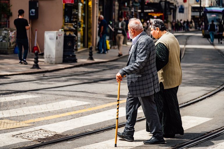 اقتصاد المسنين يعيد تشکيل سوق الخدمات الصحيه والاستثمار بترکيا