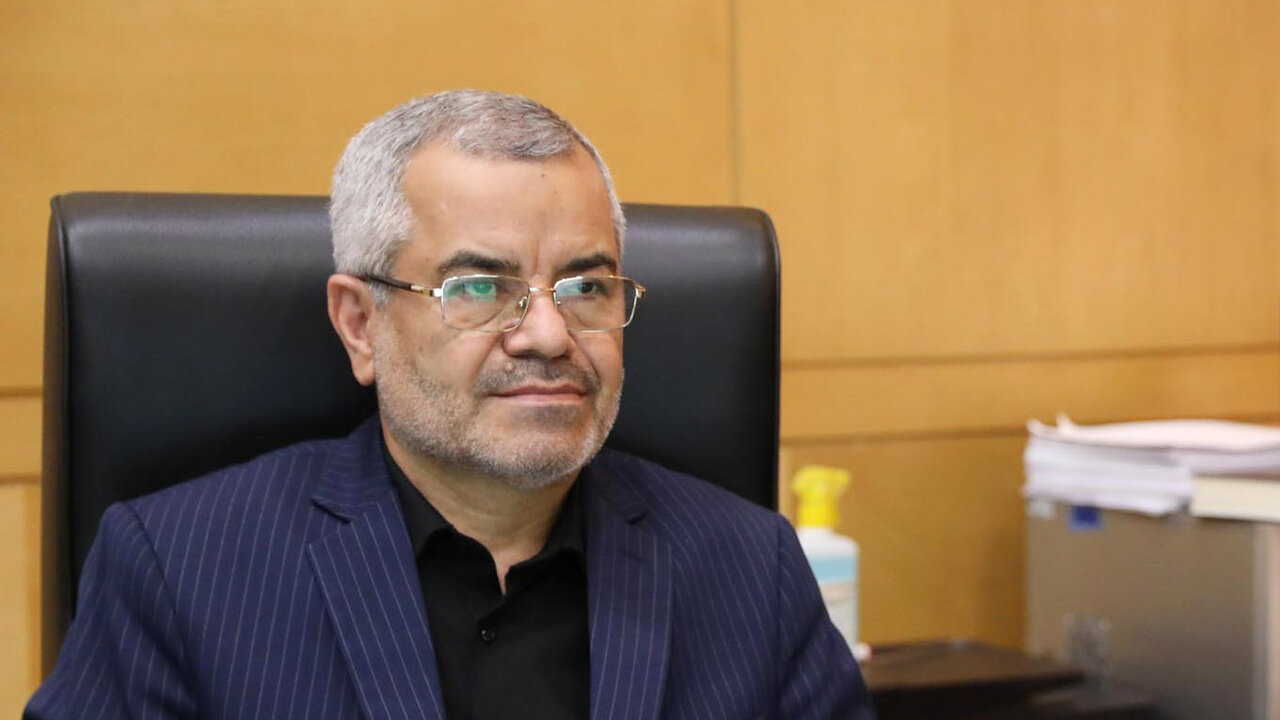 علت افزايش بدهکاران بانکي عدم اجراي قوانين مجلس است