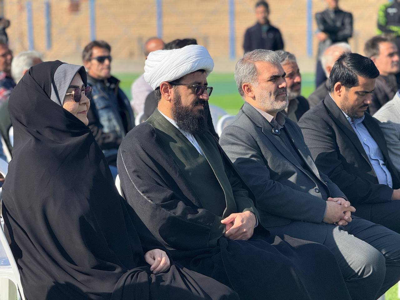 بهره‌برداري از 3 زمين چمن مصنوعي شهري و روستايي شهرستان مه ولات با اعتبار 15 ميليارد تومان به همت زنگنه