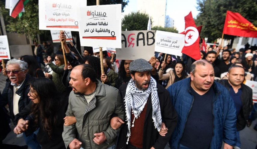 حامیان «قیس سعید» علیه او/ آیا تونس در آستانه انقلابی دیگر است؟