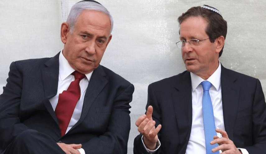 هرتزوگ نتانیاهو را تنها در ازای انجام  انتخابات زودهنگام عفو می کند