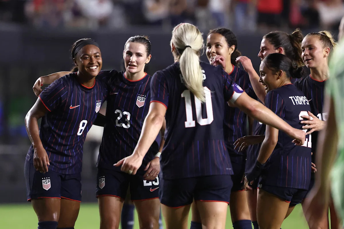 USWNT closes out 2025 with commanding 2-0 win over Italy in last international friendly of the year