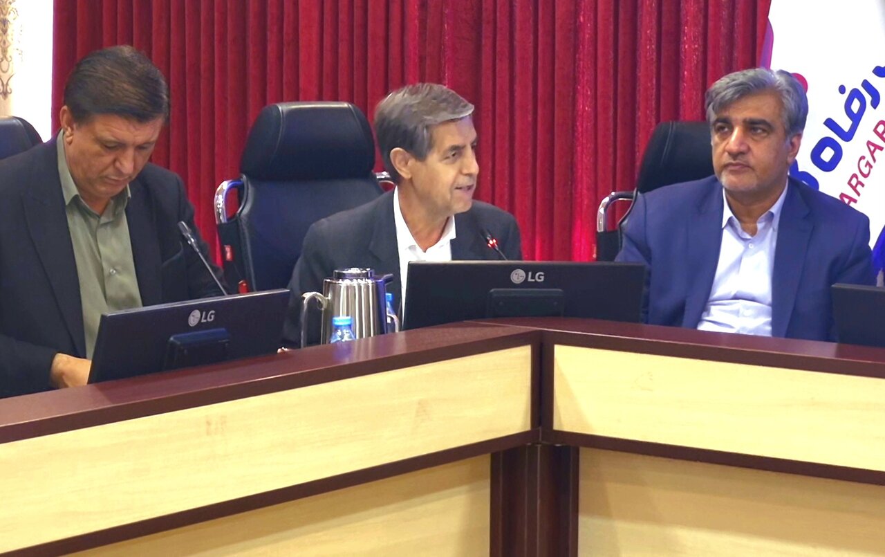 تنها 13 درصد دهیاران بیمه هستند/ اصلاح مواد کلیدی قانون تأمین اجتماعی در دستور کار کمیسیون اجتماعی