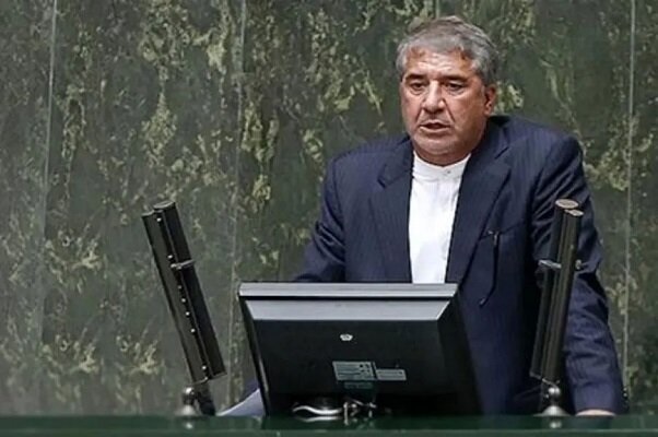 درآمدهای مردم ریالی اما هزینه‌ها دلاری است/ وزارت تعاون دهک بندی را اصلاح کند