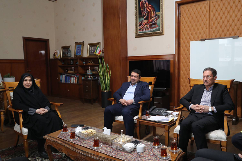 تأکيد نمايندگان مجلس بر ضرورت خروج بانک‌ها از بنگاه‌داري /  از عملکرد بانک ملي ايران قدرداني شد