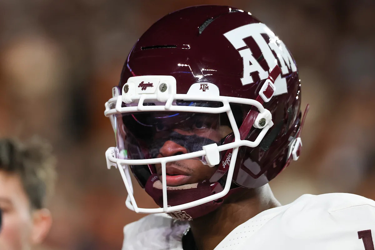 College Football Playoff rankings: Texas A&M drops to No. 7, Alabama and Notre Dame swap spots at bottom of top 10
