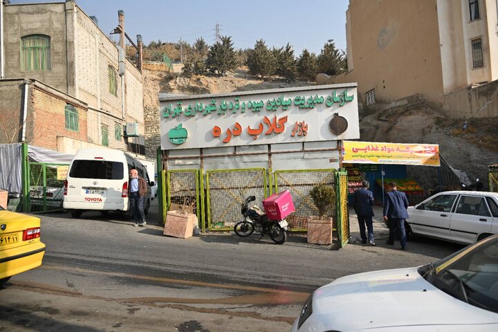مجتمع خدماتي گلابدره جايگزين کانکس ميوه و تره‌بار مي‌شود
