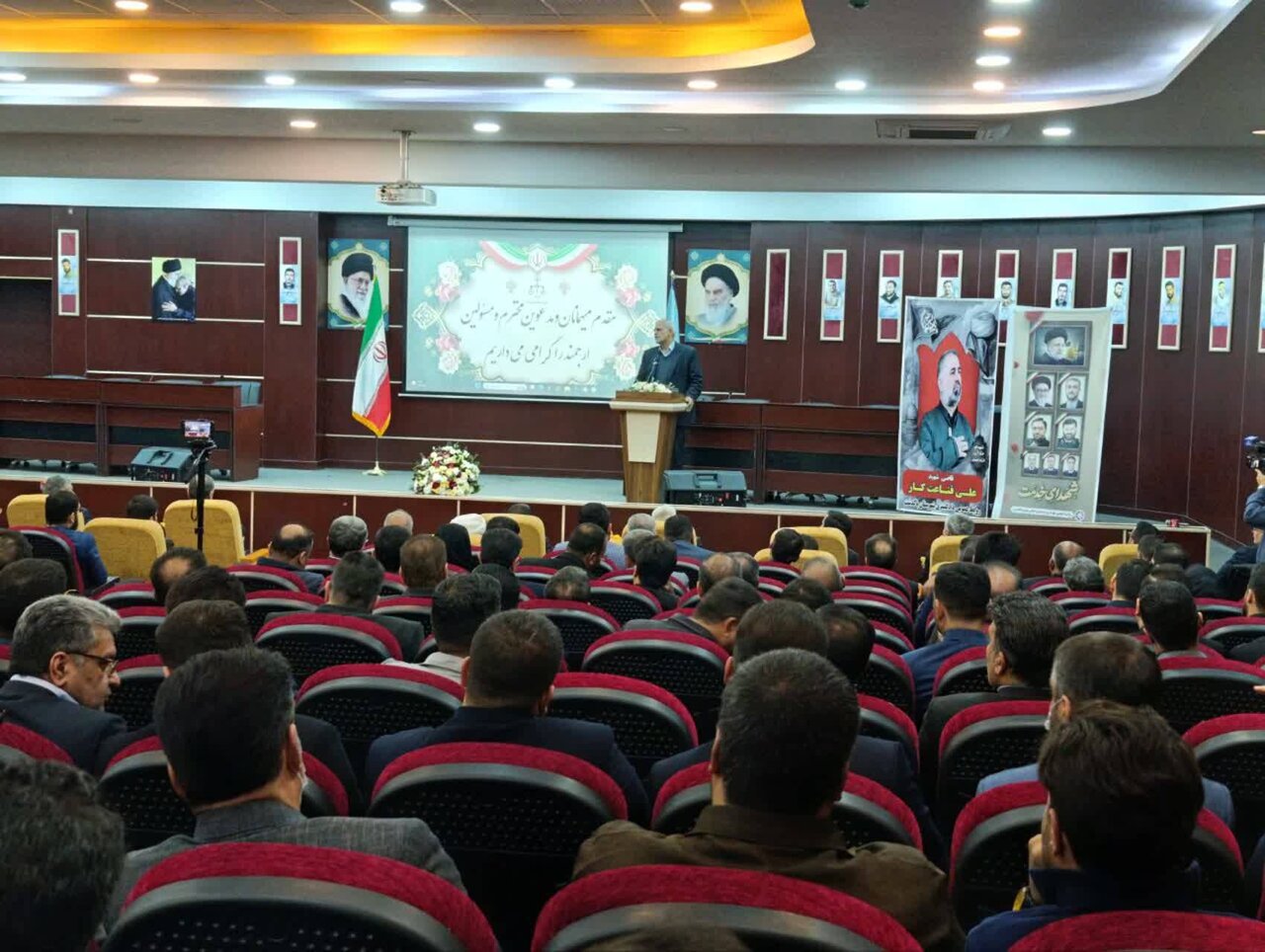 دادستان بايد شجاع، دقيق و مطالبه گر حقوق مردم باشد