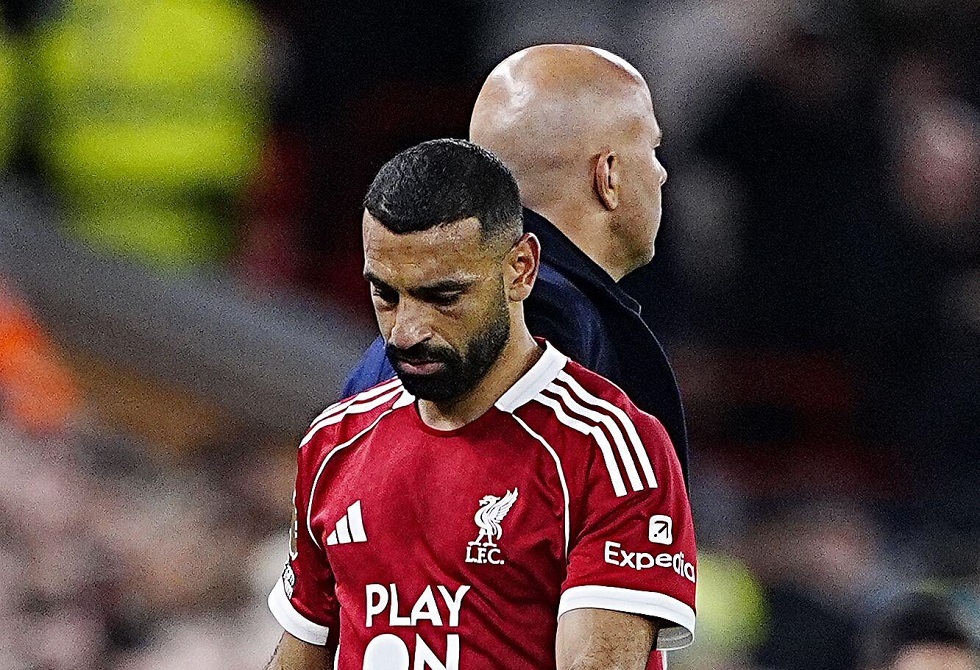 سلوت يعيد الکرّه مع صلاح في مباراه ليفربول وسندرلاند اليوم.. التشکيله والقنوات الناقله