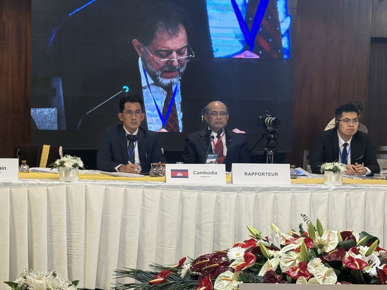 دموکراسی، پایه توسعه است/ کامبوج حامی گفتگوهای پارلمانی است