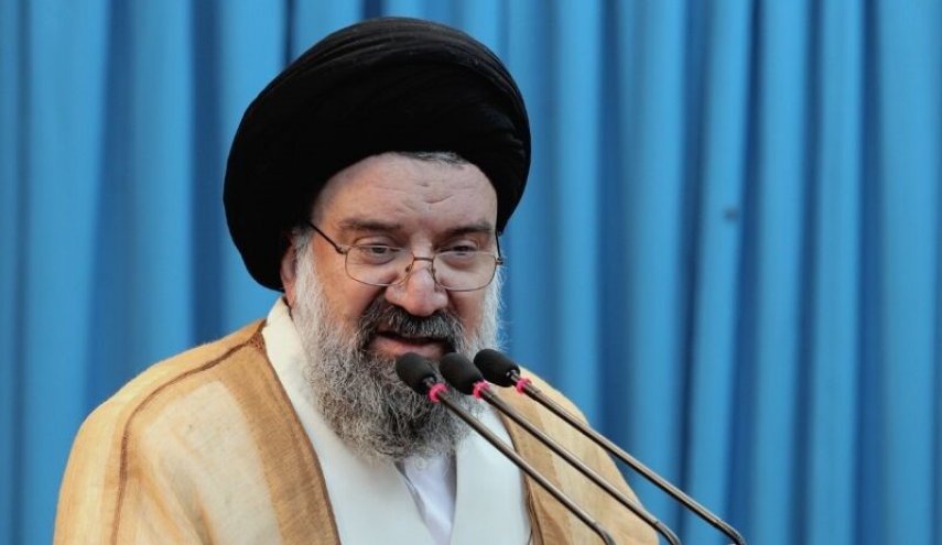 خاتمی: ملت ایران ذلت‌پذیر نیست