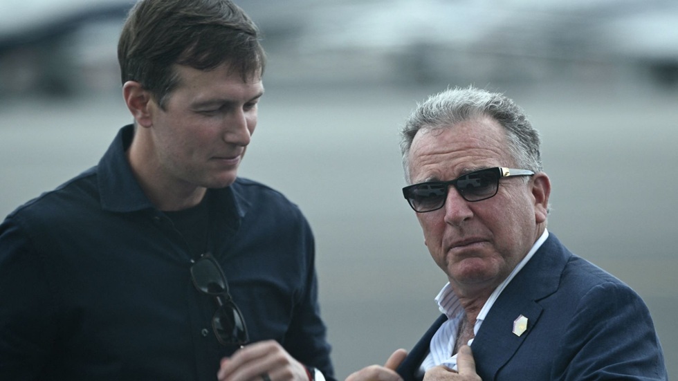 أکسيوس: المسؤولون الأمريکيون يؤمنون بإمکانيه التوصل إلى تسويه في أوکرانيا بما في ذلک ملف الأراضي