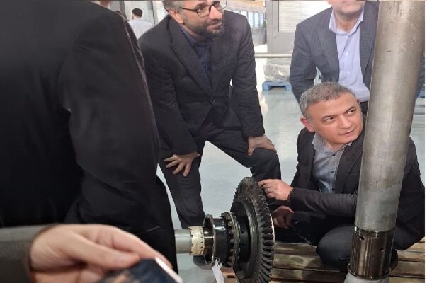 بازديد رئيس سازمان هواپيمايي کشوري از دو مرکز تخصصي تعمير و نگهداري هواپيما